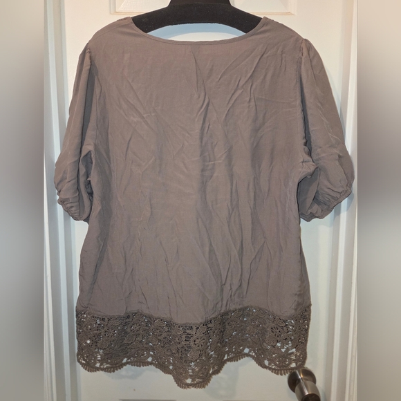 SHEIN Curve Taupe Lace Trim Blouse Top Shirt. Size 3XL - Picture 5 of 5